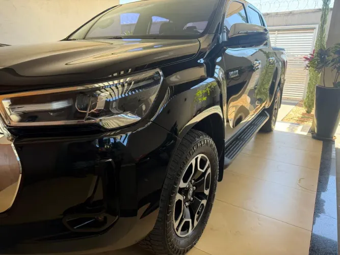 Toyota Hilux CD SRX 4X4 2.8 TDI 16V Diesel Aut. 2022
