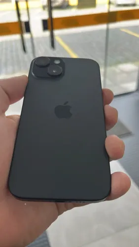 iPhone 15 128gn