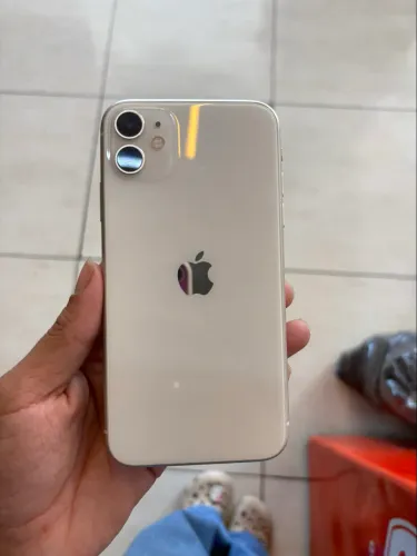 IPHONE 11 64gb