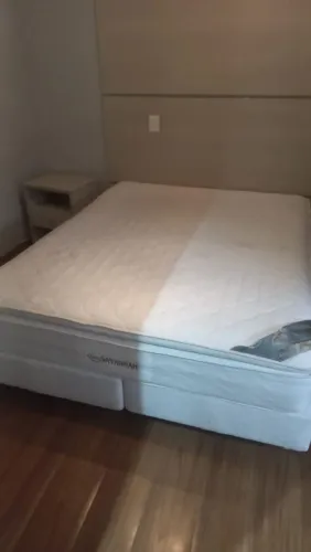 Cama e Colchão Queen