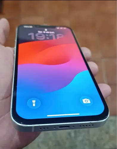 iPhone 13 128gb todo original