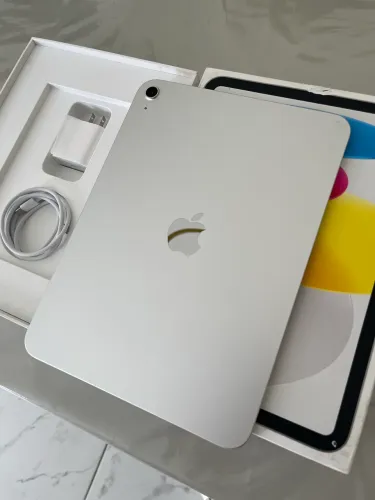 iPad 10