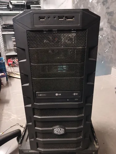 Gabinete para Pc Cooler Master HAF 922