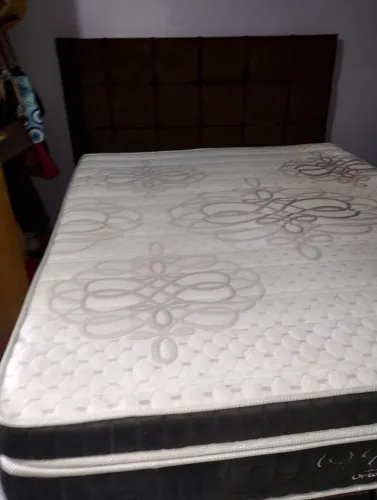 Cama box Ortobom com cabeceira ortobom