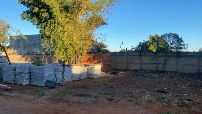 Lote em condomínio 400m2 na Ponte Alta Norte