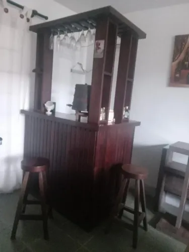 BAR DE MADEIRA ARTESANAL DE GRAMADO