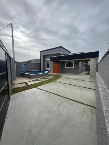Casa no bairro Jardim Grandesp em Itanháem, no litoral sul de São Paulo