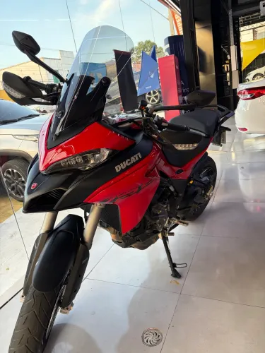 Ducati Multistrada V2s nova