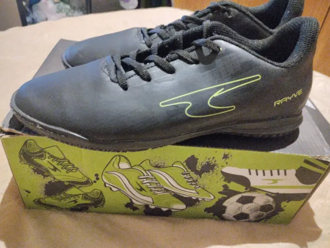 Tênis futsal RAYVE INDOOR TAM.36.