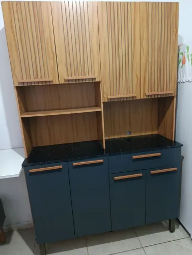 Armário de Cozinha em excelente estado