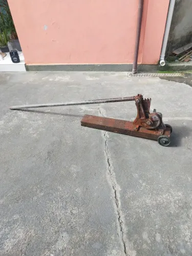Maquina de cortar ferro