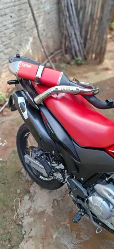 Vende-se escapamento da xre 300