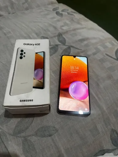 Celular em perfeito estado 