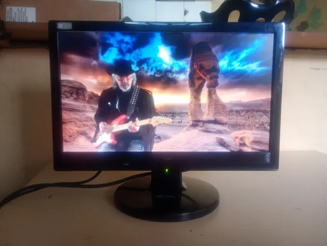 Monitor AOC 1619Swa