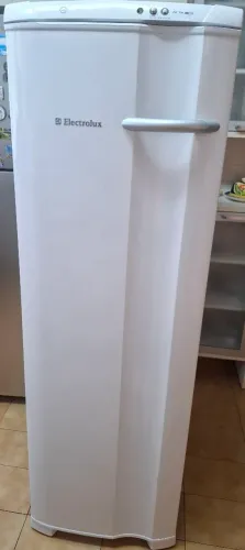 Freezer Electrolux FE 26