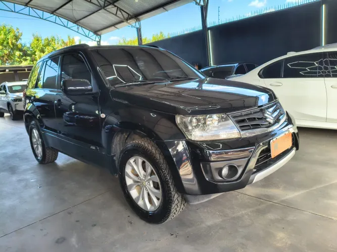 Suzuki Grand Vitara 2.0 16V 4x2/4x4 5P Mec. 2014