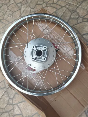 Roda traseira montada cg 125