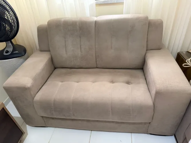 Sofá de 2 lugares semi novo