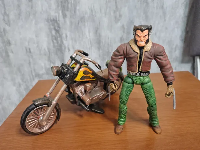 Figura de Ação X-Men Logan e Motocicleta