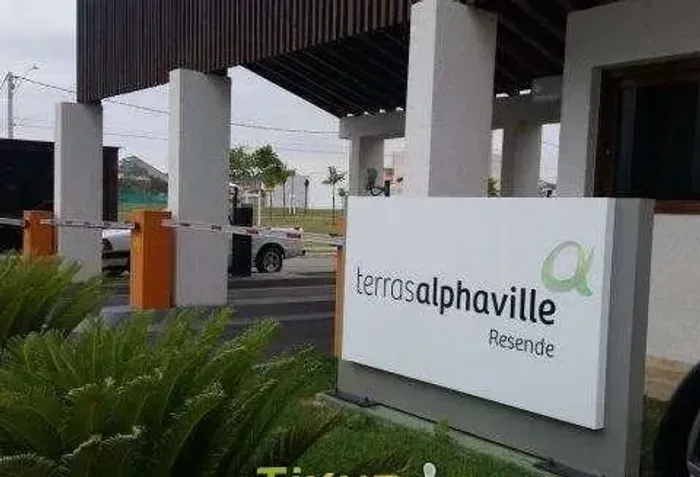 Lote no fase 2 do Alphaville com 445,89 metros quadrados - Resende - RJ