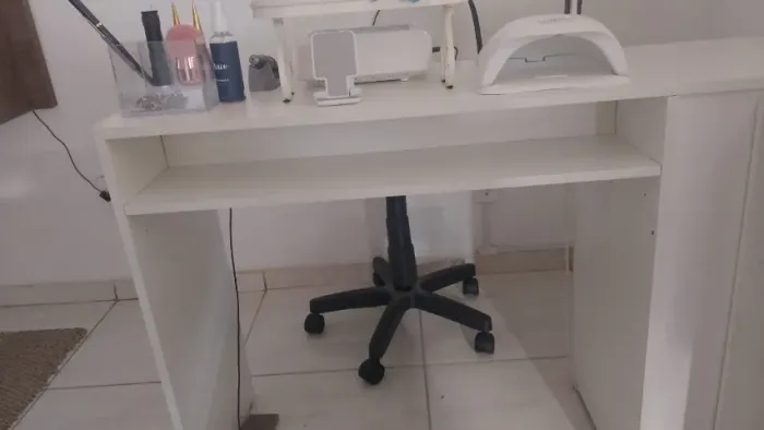 Mesa de Manicure de MDF