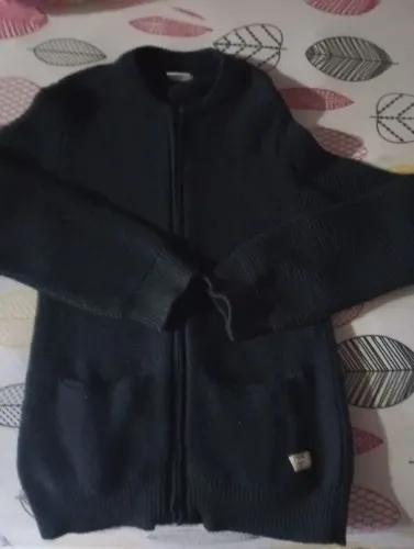 Vendo este casaco infantil tamanho 8