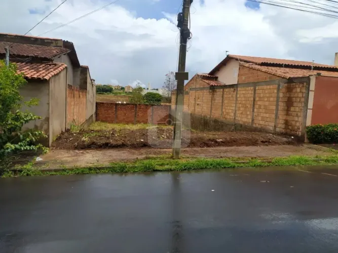Terreno Para Venda No Bairro Jardim Patrícia