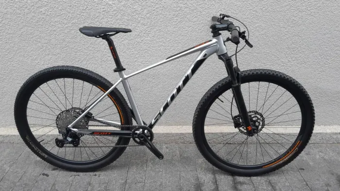 Bicicleta Scott Scale 965
