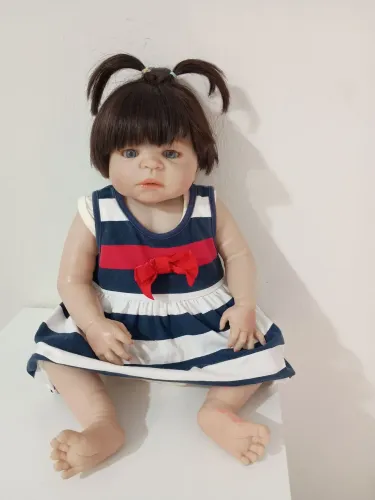 Bebê reborn 55cm