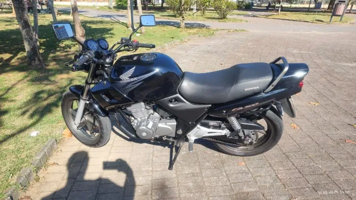 Honda CB 500 - 2001 - 84.400km - R$ 18.300 - Bem Cuidada - Moto em Blumenau/SC
