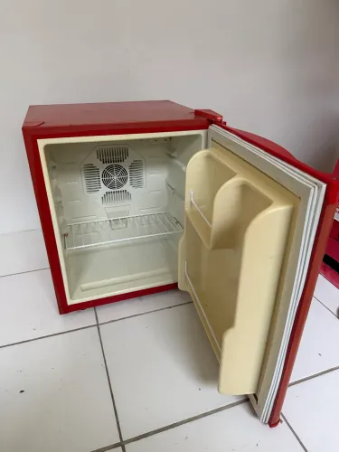 Frigobar 40 L Vermelho Eterny
