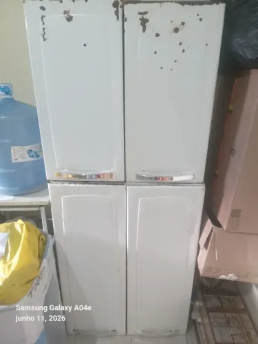 Armario so ta faltando uma pintura ou emplanfeta100 pra vender logo *78