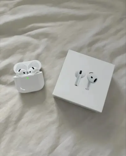 AirPods 4 com canc. de ruído