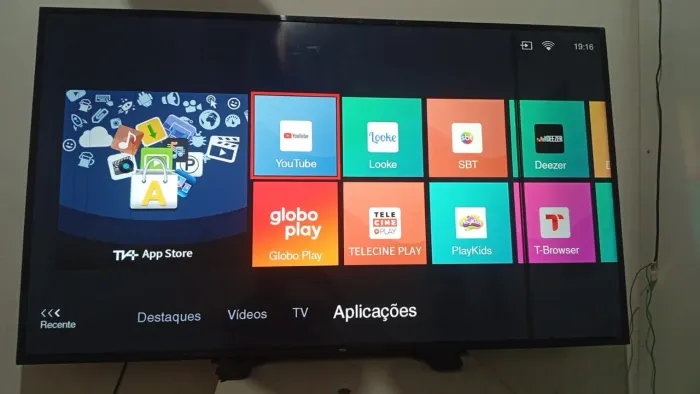 65 SMART COM UMA LINHA NA TELA