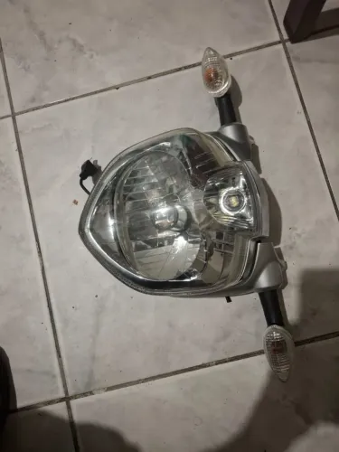 Farol completo fz600 com bananinha e reator vai completolet mosca branca original