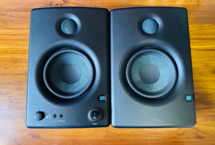 Monitor de Áudio PreSonus Eris E4.5BT (Bluetooth) + 2 Cabos P10 TRS