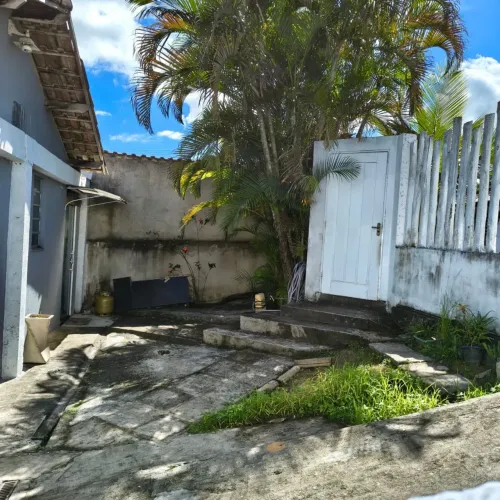 Casas para venda no condomínio Village do Horto em Macaé/RJ, Casa 2 quartos, 1 Vaga e Quin