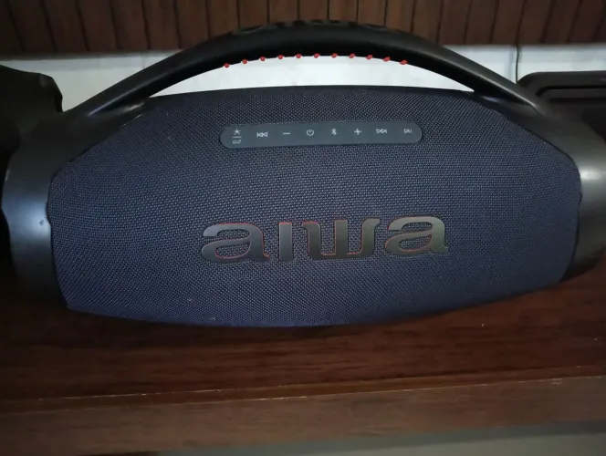 Bombox Aiwa
