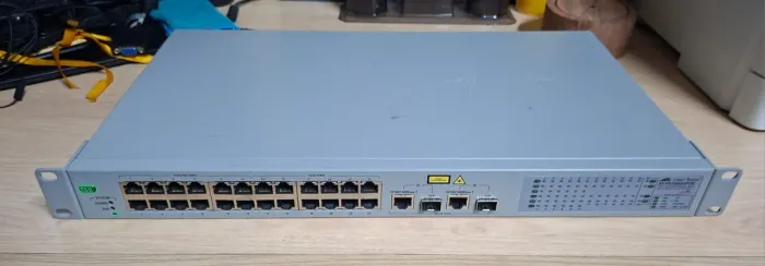 Switch Allied Telesis AT-FS750 / 24POE