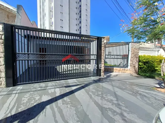 Casa em Rua Feres Pedro Aun - Centro - Indaiatuba/SP