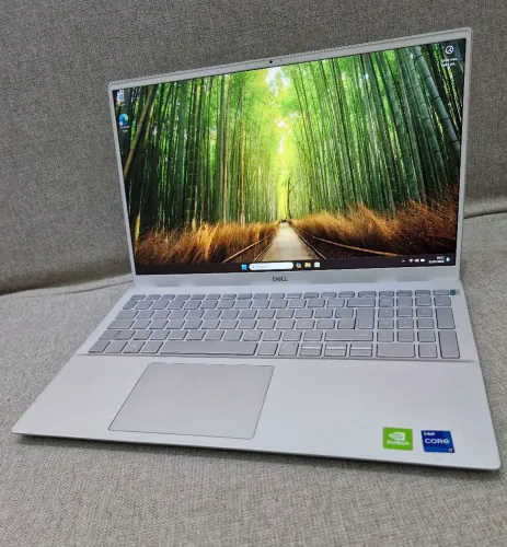 Notebook Dell i7 11th / 16gb de memória / ssdnvme 512gb / nvidia mx350