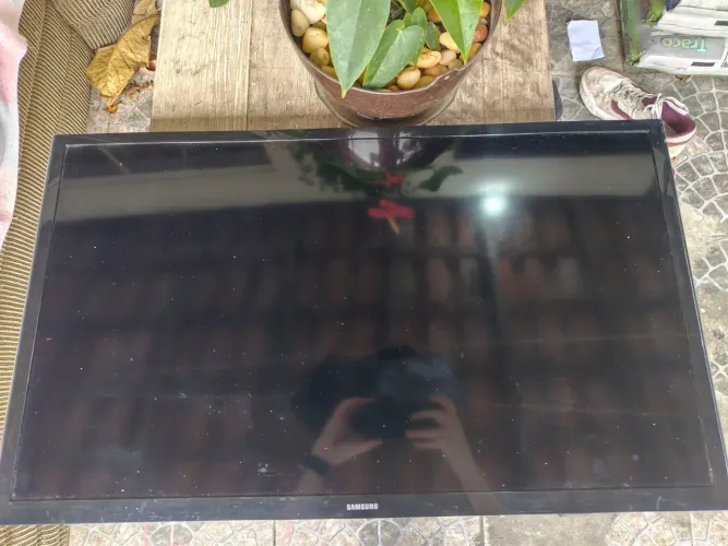 Tv com defeito (são 2)