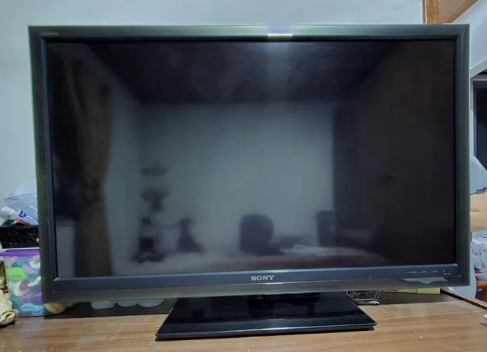 TV 46" LCD SONY C/ DEFEITO (PARA RETIRADA DE PEÇAS)