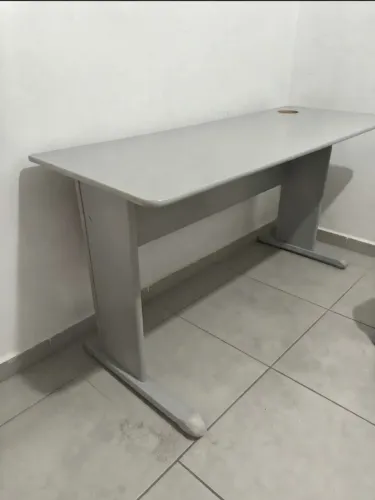 Mesa de Escritório Cinza MDF