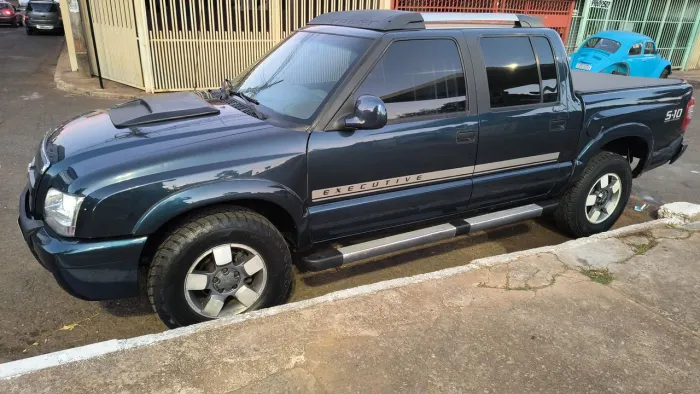 Chevrolet S10 Pick-up Exec. 2.8 4X2 CD TB Int.dies 2010