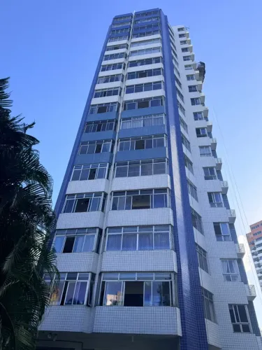 Imóvel para aluguel e venda tem 303 metros quadrados com 4 quartos em Graças - Recife - PE