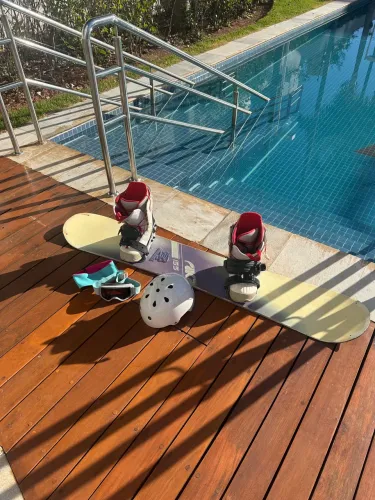 Snowboard kit completo Prancha Botas Bindings Capacete Óculos Direto pra Neve ! Campinas