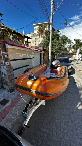 VENDO BARCO COMPLETO ? BOTE + MOTOR YAMAHA 40 HP + CARRETINHA