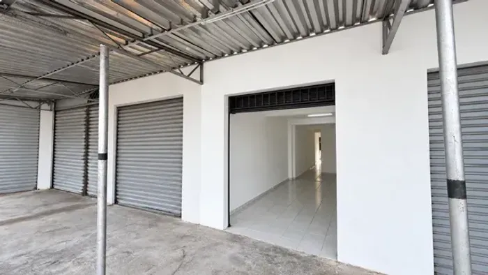 Ponto Comercial Térreo Em Frente ao Burn Fit