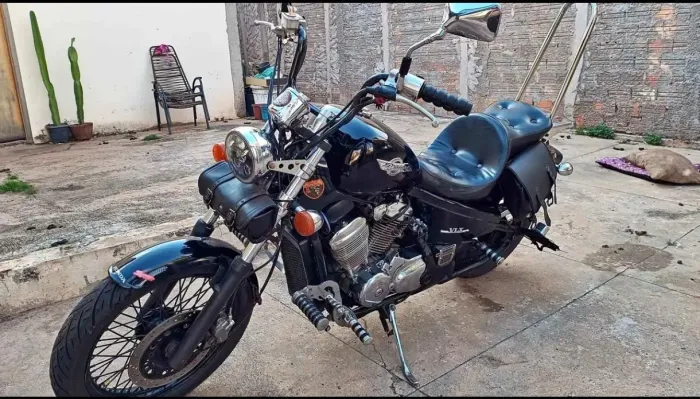 HONDA SHADOW VT 600 MOTO CUSTOM